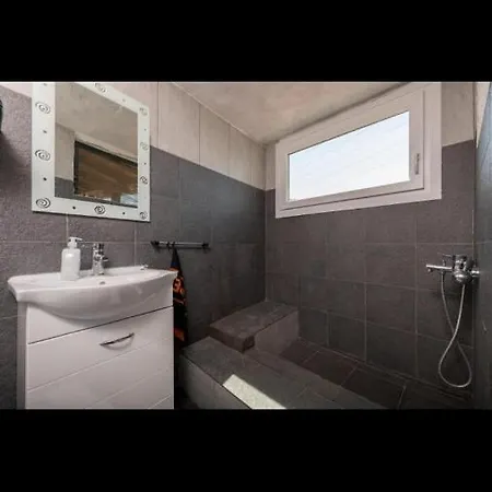 Apartment Barchelona Kallirakhi